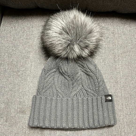 The North Face Gray Knit Pom-Pom Beanie - Picture 3 of 9
